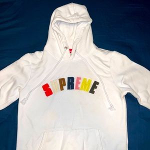 SUPREME HOODIE